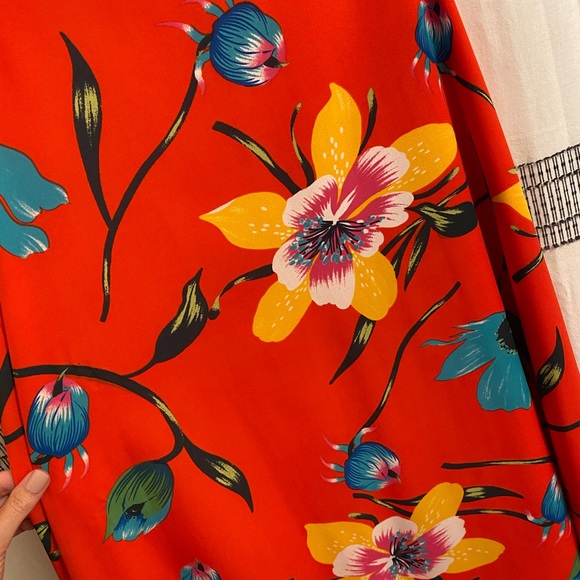 Women’s Floral Shift Dress - Picture 6 of 8